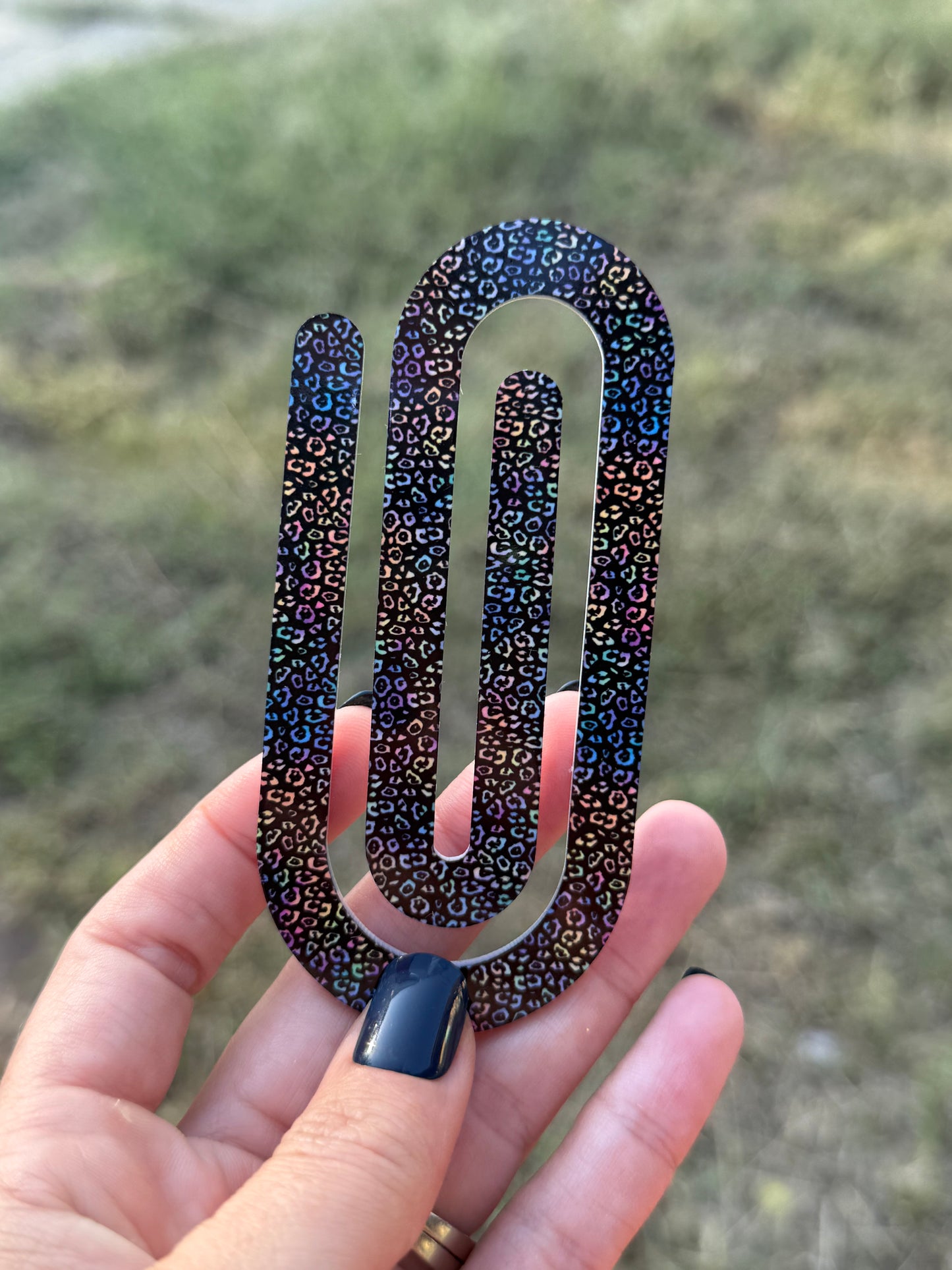 Oversized Paperclip - Colorful Leopard