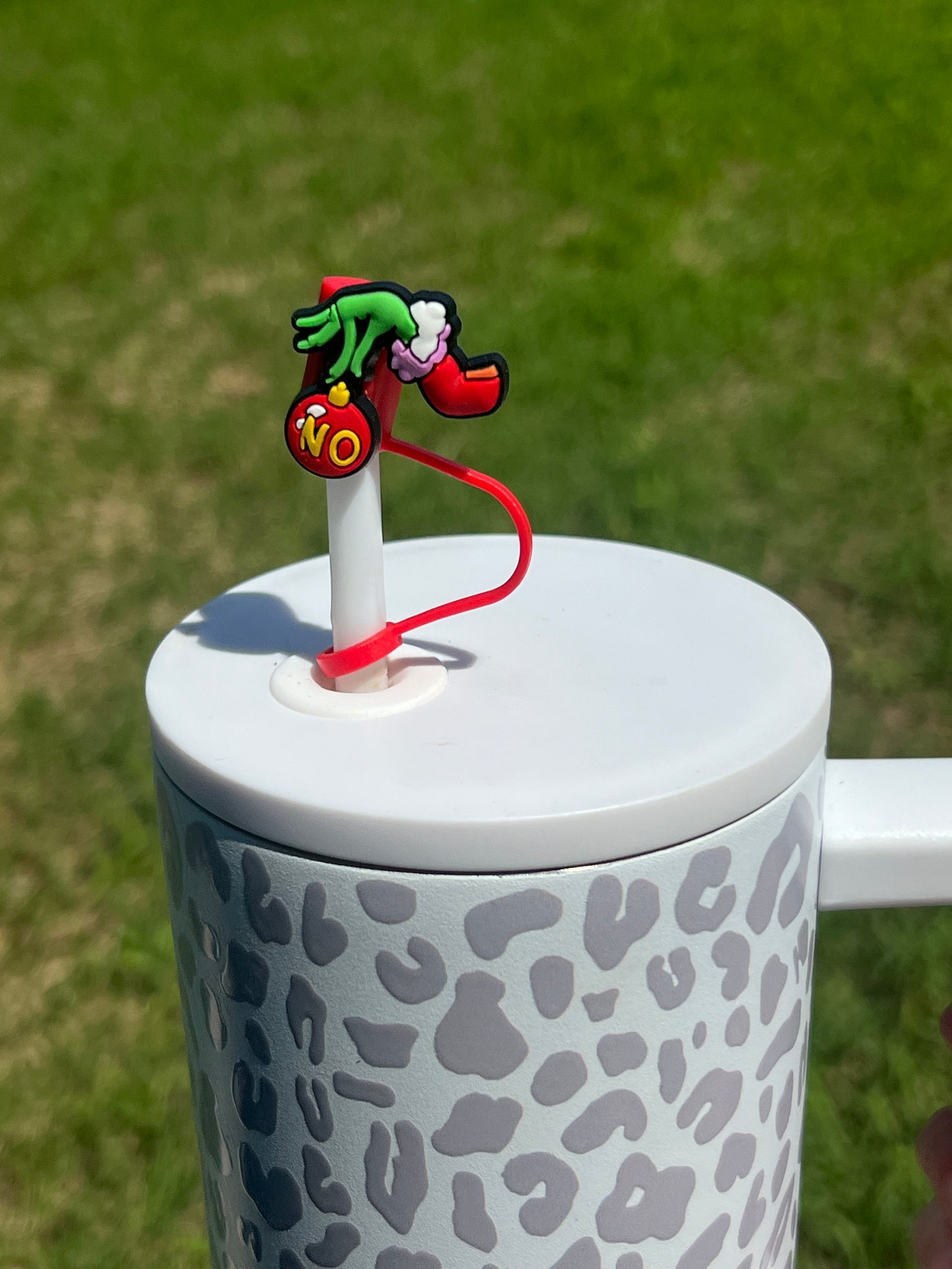 Straw Topper - NO