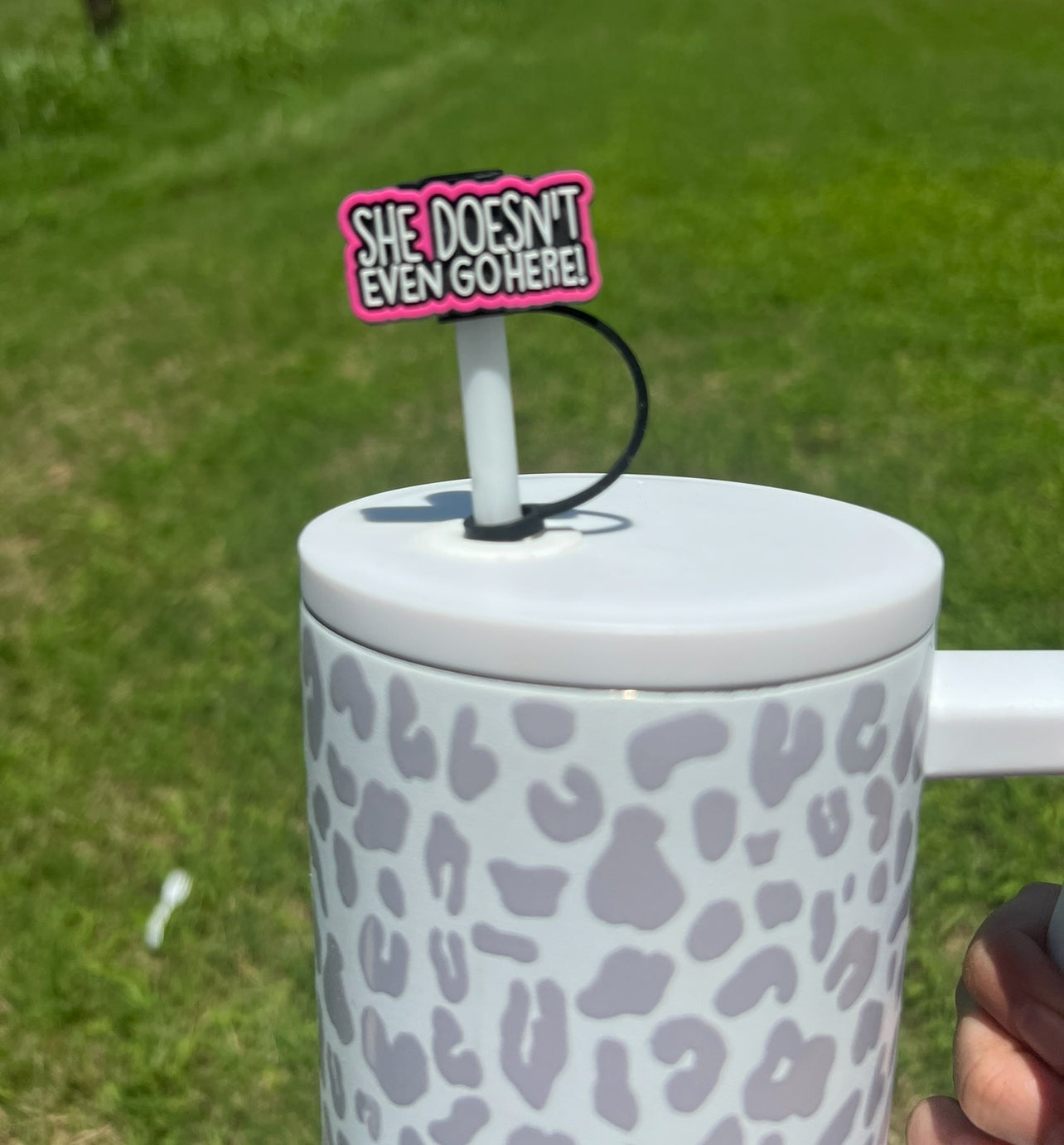 Straw Topper - She Doesn’t Even Go Here