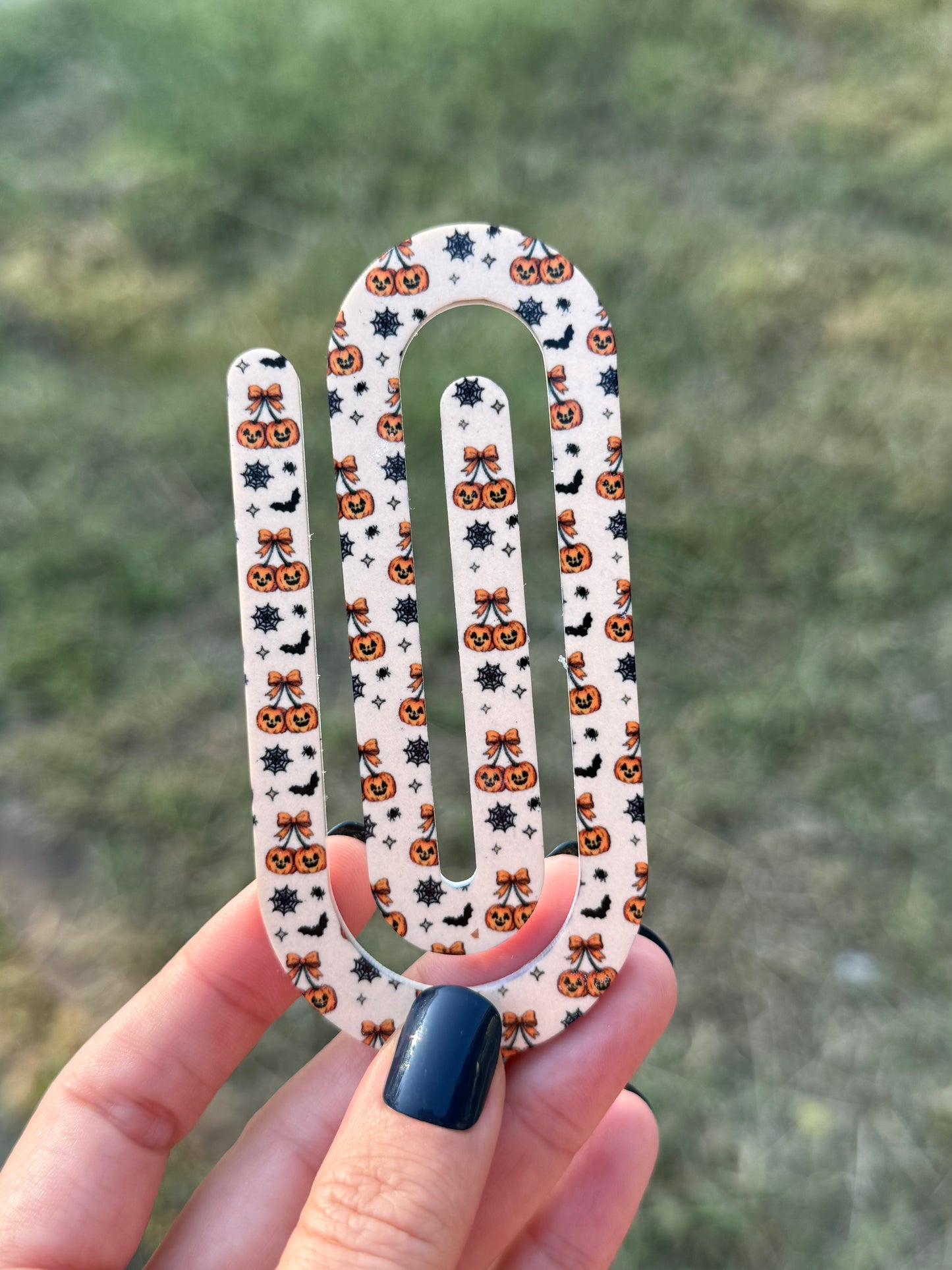 Oversized Paperclip - Pumpkins/Bats