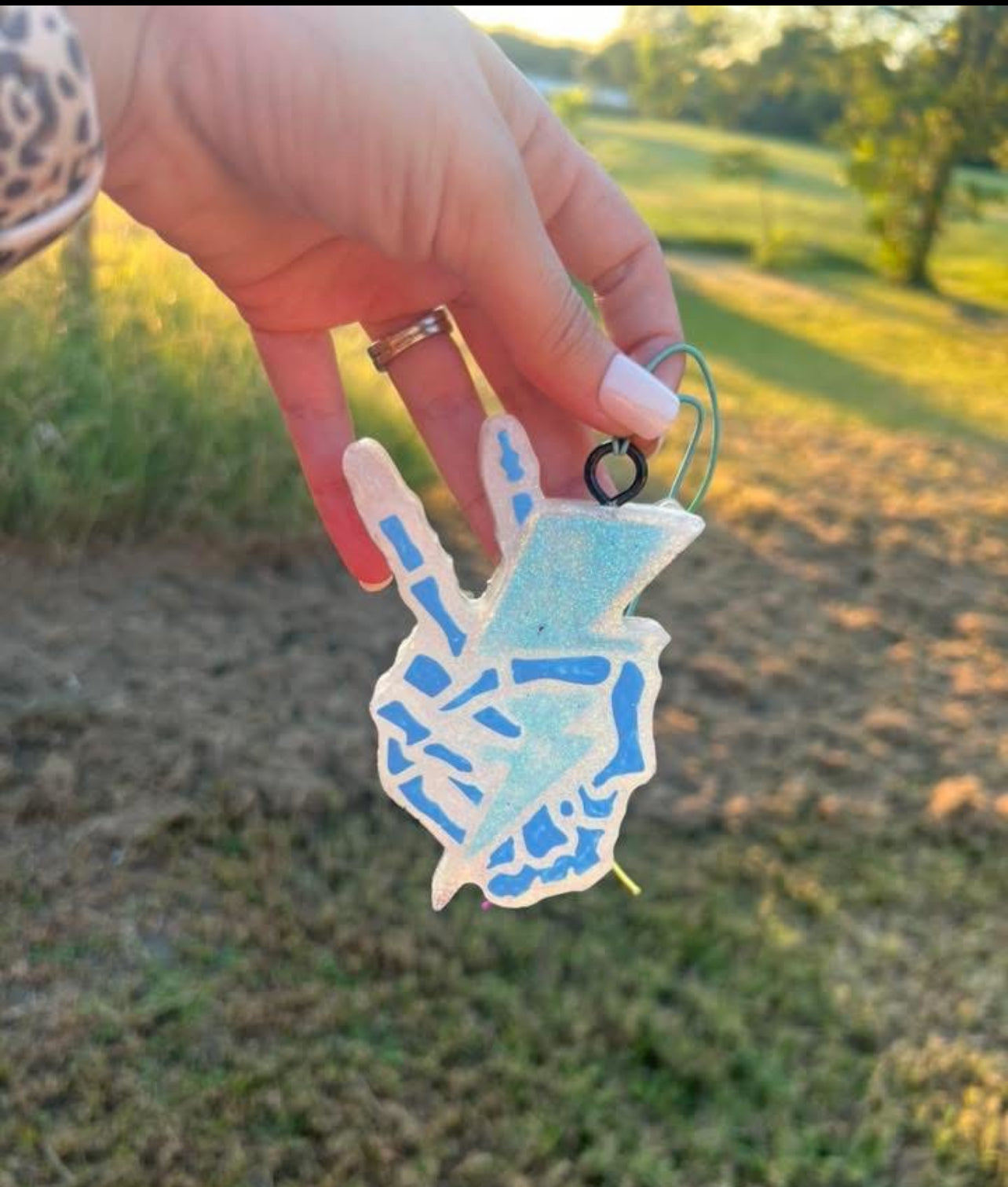 Blue Lightening Bolt Skellie Freshie