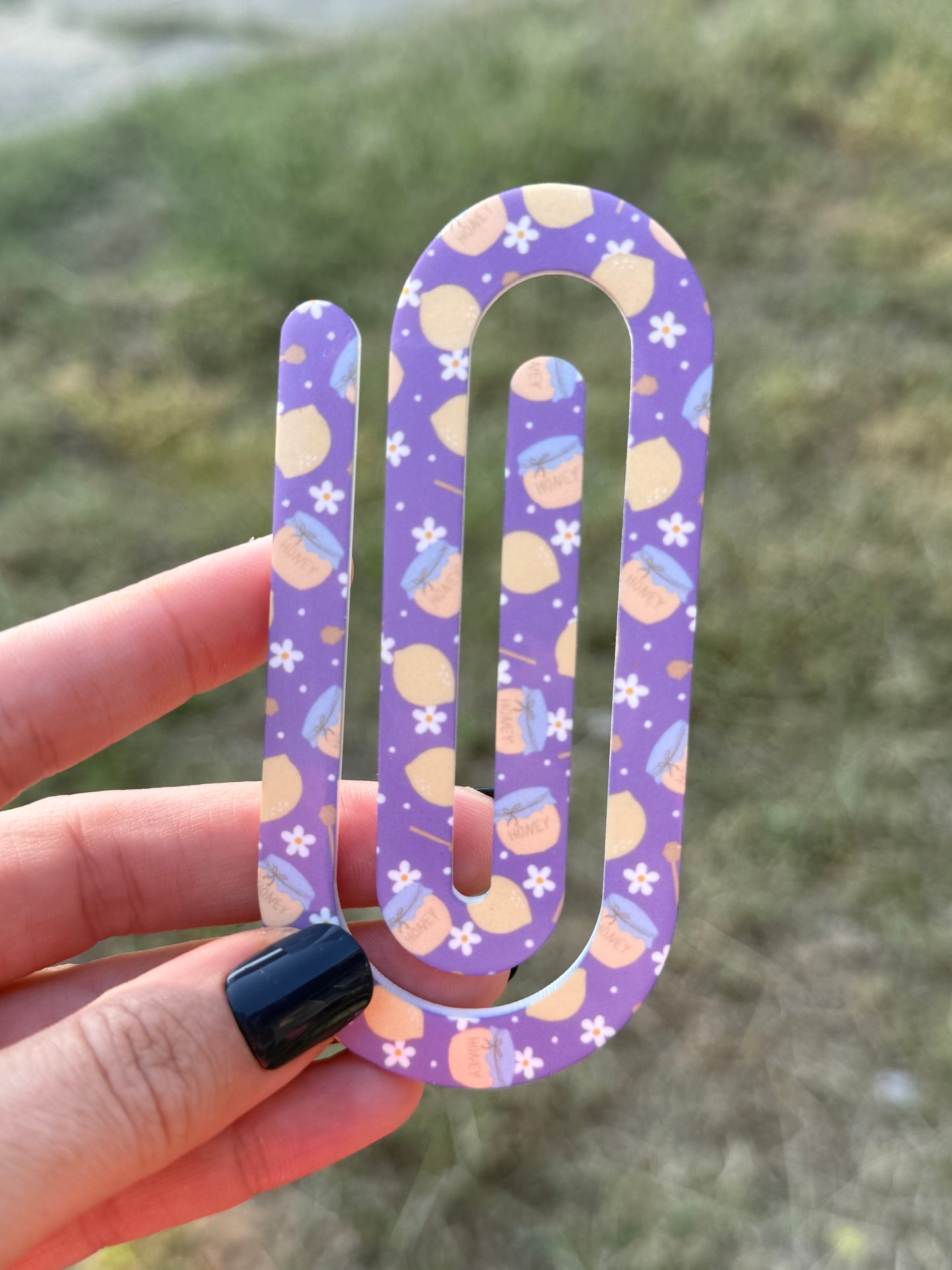 Oversized Paperclip - Honey