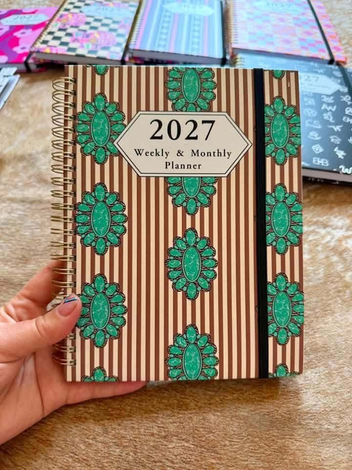 The 2027 Weekly & Monthly Planner