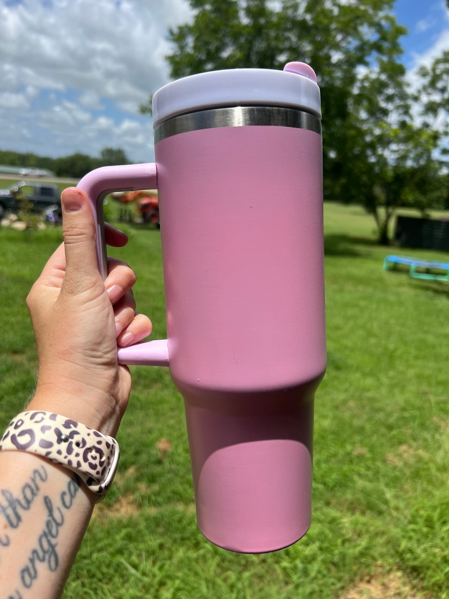 40oz Pink Glossy Tumbler